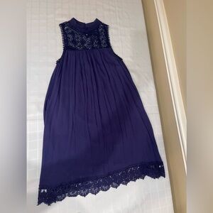 short Navy blue dress size small Hint of Mint